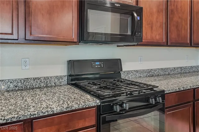 $1,995 | 3210 Brynley Avenue, Henderson, NV 89044