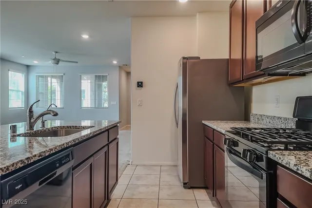 $1,995 | 3210 Brynley Avenue, Henderson, NV 89044