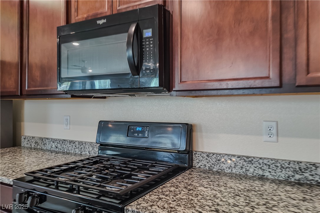 3210 Brynley Avenue Henderson, NV 89044 - Photo 8 of 51