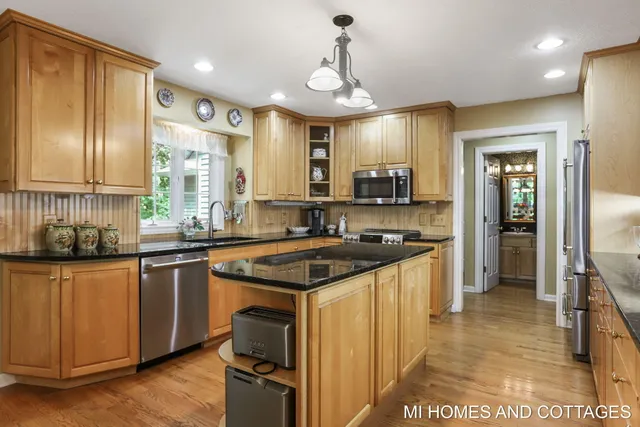 $849,000 | 6393 Hidden Pond Drive, Holland, MI 49423