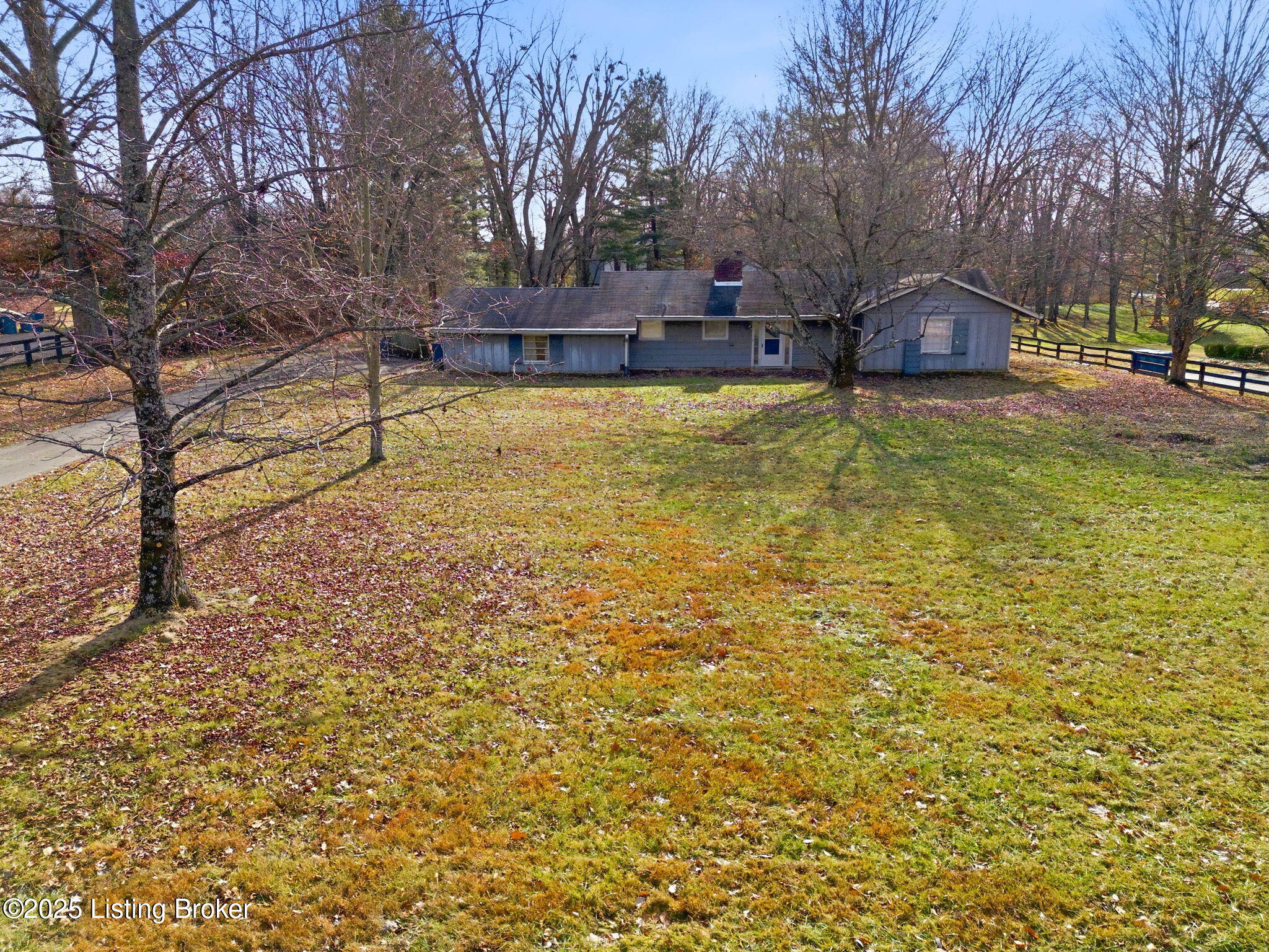 11108 Beech Road Louisville, KY 40223 - Photo 39 of 41 11108 Beech Rd-2