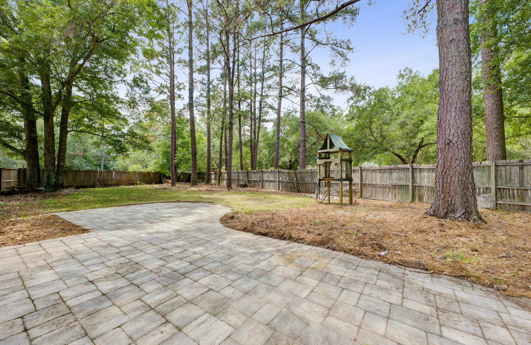 102 Raith Road Summerville, SC 29485 - Photo 24 of 27 102 Raith Rd, Summerville SC (21) edited