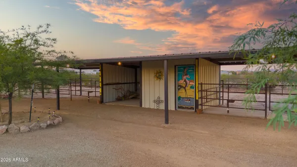 $868,000 | 29211 North 208th Avenue, Wittmann, AZ 85361