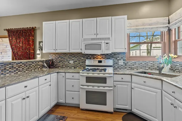 $925,000 | 41604 Hunt Club Road, Wadsworth, IL 60083