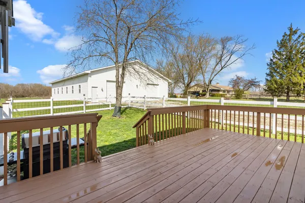 $925,000 | 41604 Hunt Club Road, Wadsworth, IL 60083
