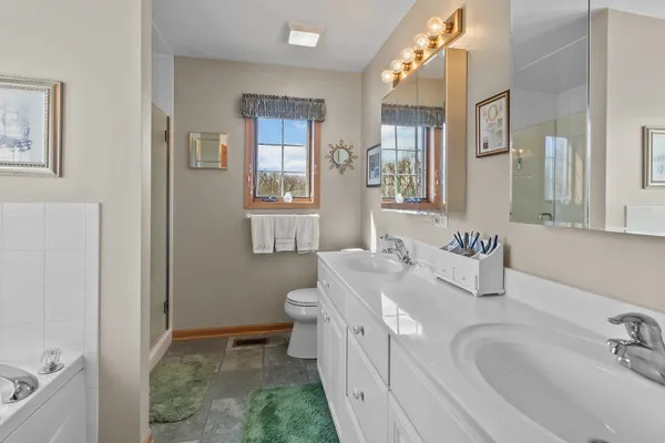 $925,000 | 41604 Hunt Club Road, Wadsworth, IL 60083