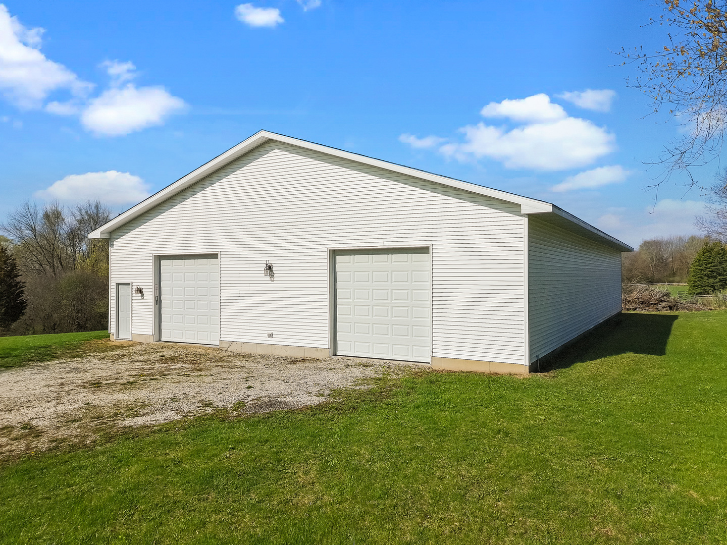 41604 Hunt Club Road Wadsworth, IL 60083 - Photo 27 of 34