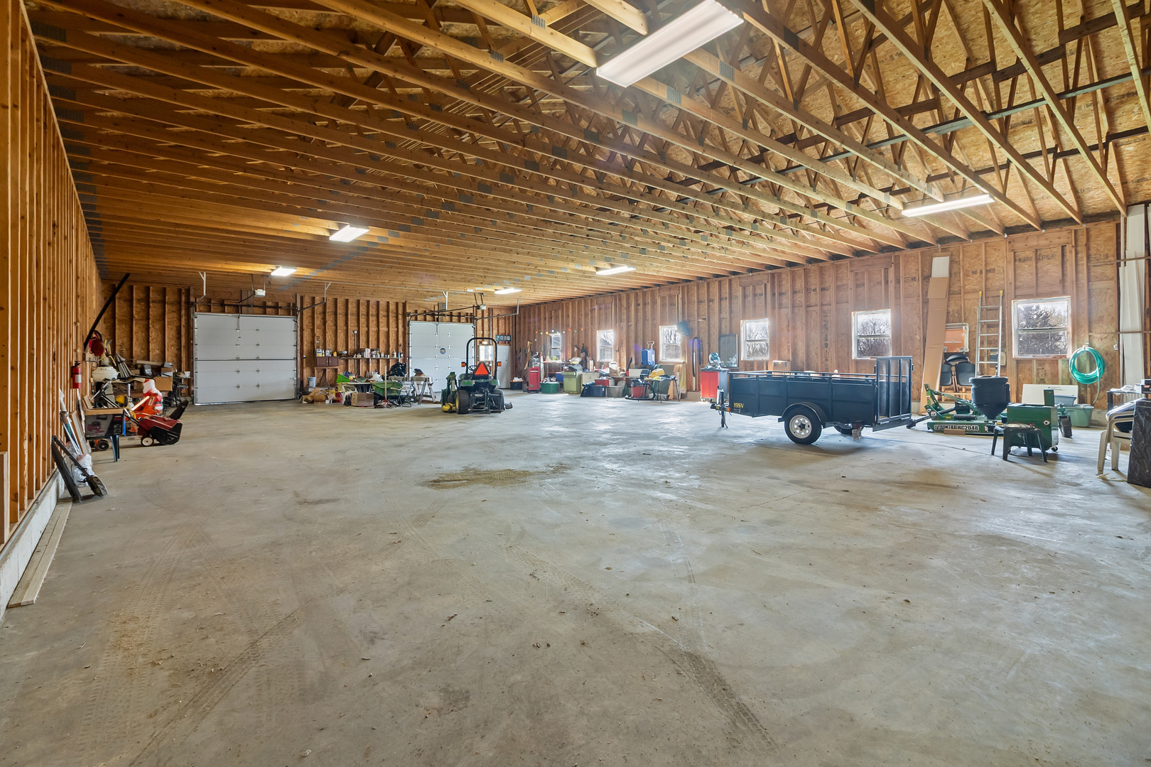 41604 Hunt Club Road Wadsworth, IL 60083 - Photo 28 of 34