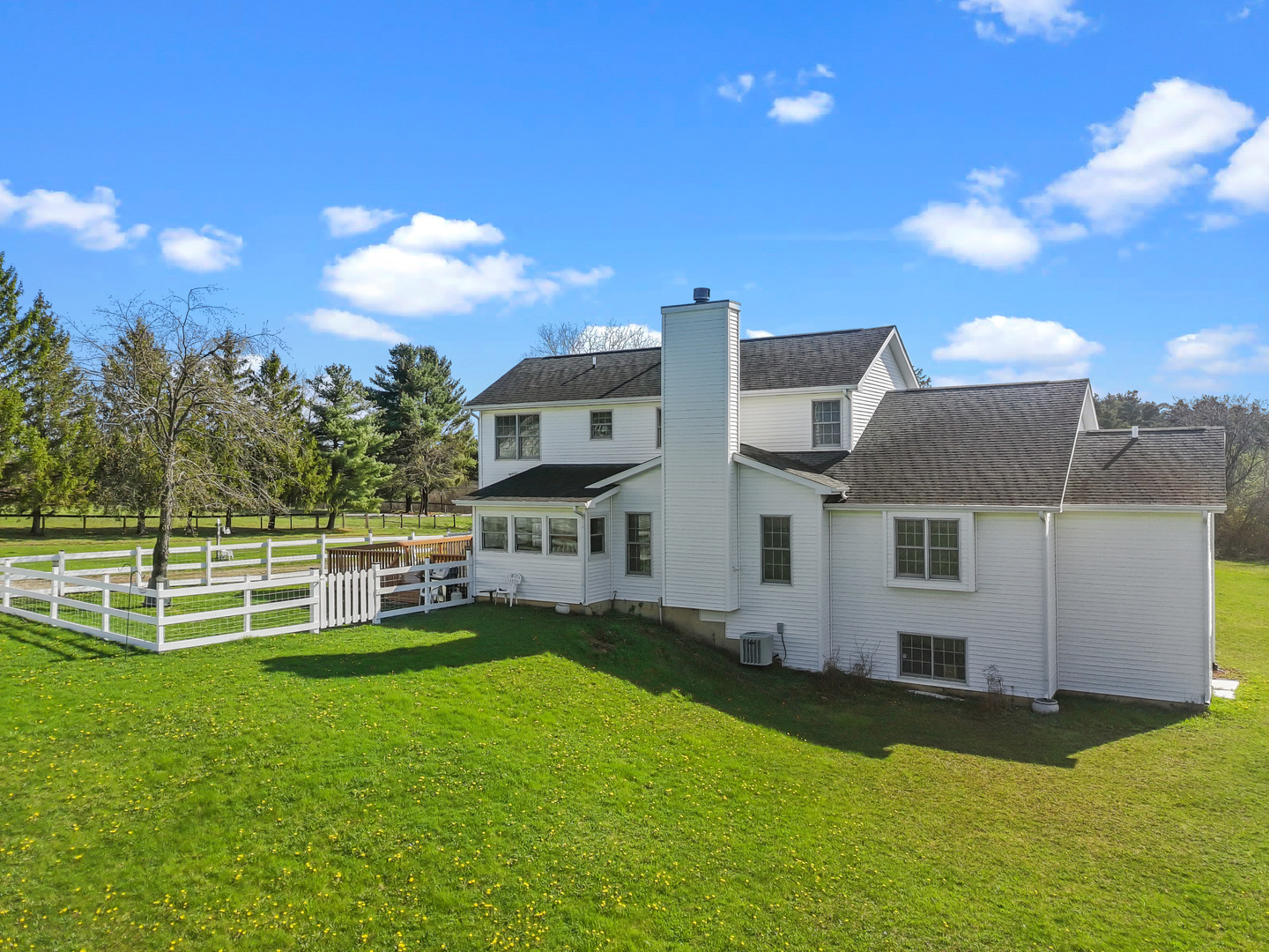 41604 Hunt Club Road Wadsworth, IL 60083 - Photo 30 of 34