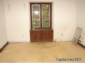 11810-9 9 Mile Road Modesto, IL 62667 - Photo 7 of 9