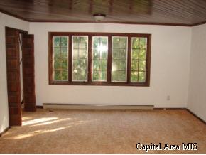 11810-9 9 Mile Road Modesto, IL 62667 - Photo 8 of 9