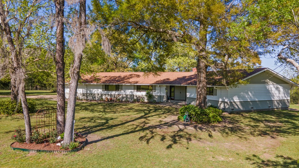 692 Pebble Road Kinston, AL 36453 - Photo 6 of 65