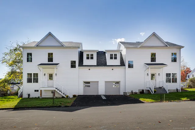 $815,000 | 183 Vesper Street, Fairfield, CT 06825