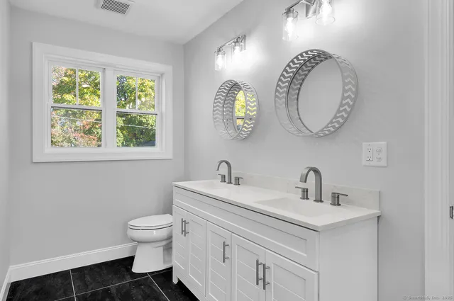 $815,000 | 183 Vesper Street, Fairfield, CT 06825