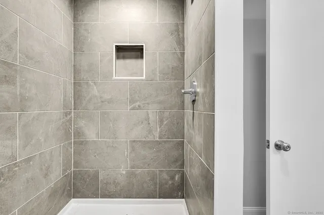 $815,000 | 183 Vesper Street, Fairfield, CT 06825