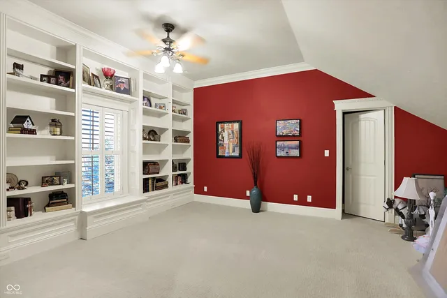 $400,000 | 1808 North Sawmill Lane, Muncie, IN 47304