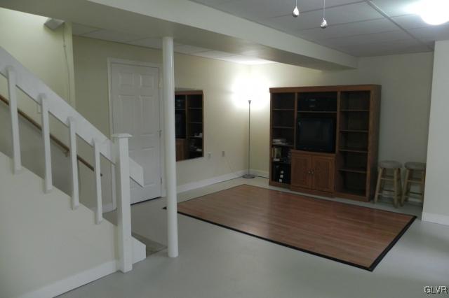 2147 Whitehead Road Nazareth, PA 18064 - Photo 7 of 35