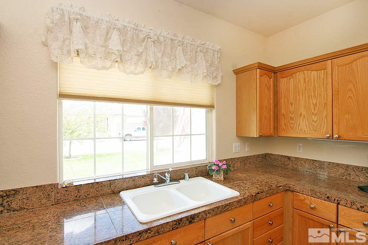 1797 Canyon Shadow Circle Reno, NV 89521 - Photo 11 of 24 Photo 11