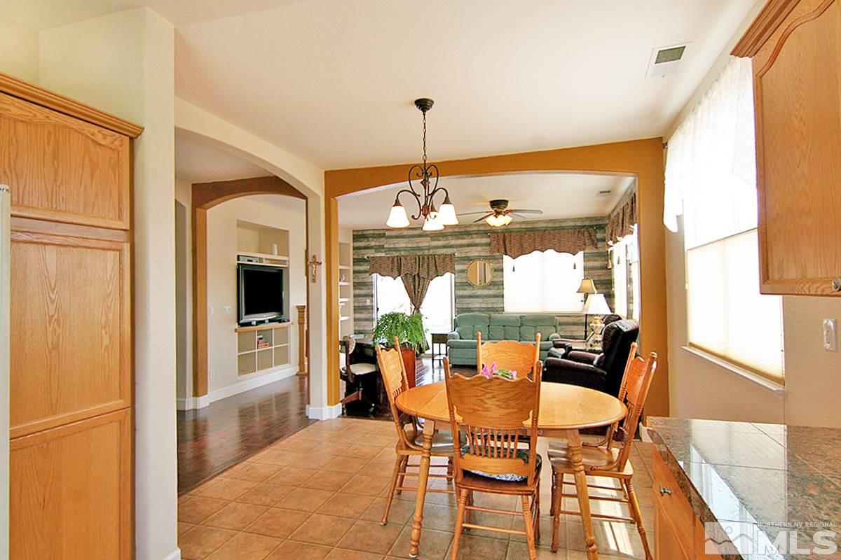 1797 Canyon Shadow Circle Reno, NV 89521 - Photo 5 of 24 Photo 5
