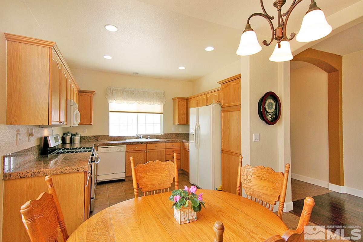 1797 Canyon Shadow Circle Reno, NV 89521 - Photo 6 of 24 Photo 6