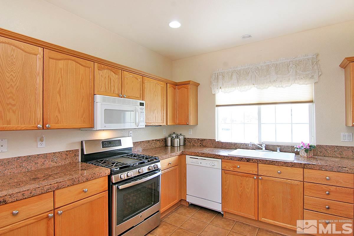 1797 Canyon Shadow Circle Reno, NV 89521 - Photo 10 of 24 Photo 10
