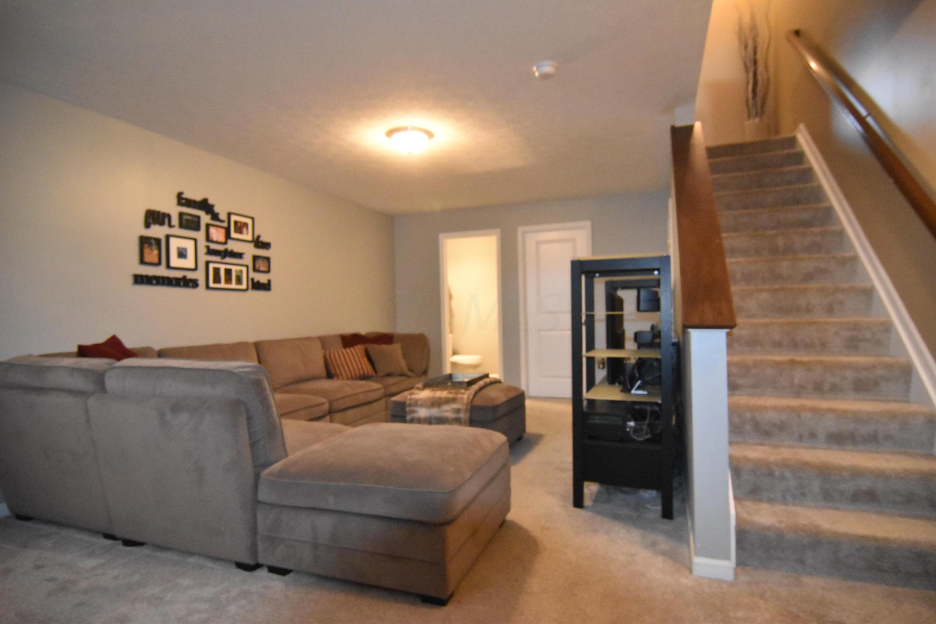 6209 Needletail Road Columbus, OH 43230 - Photo 29 of 37