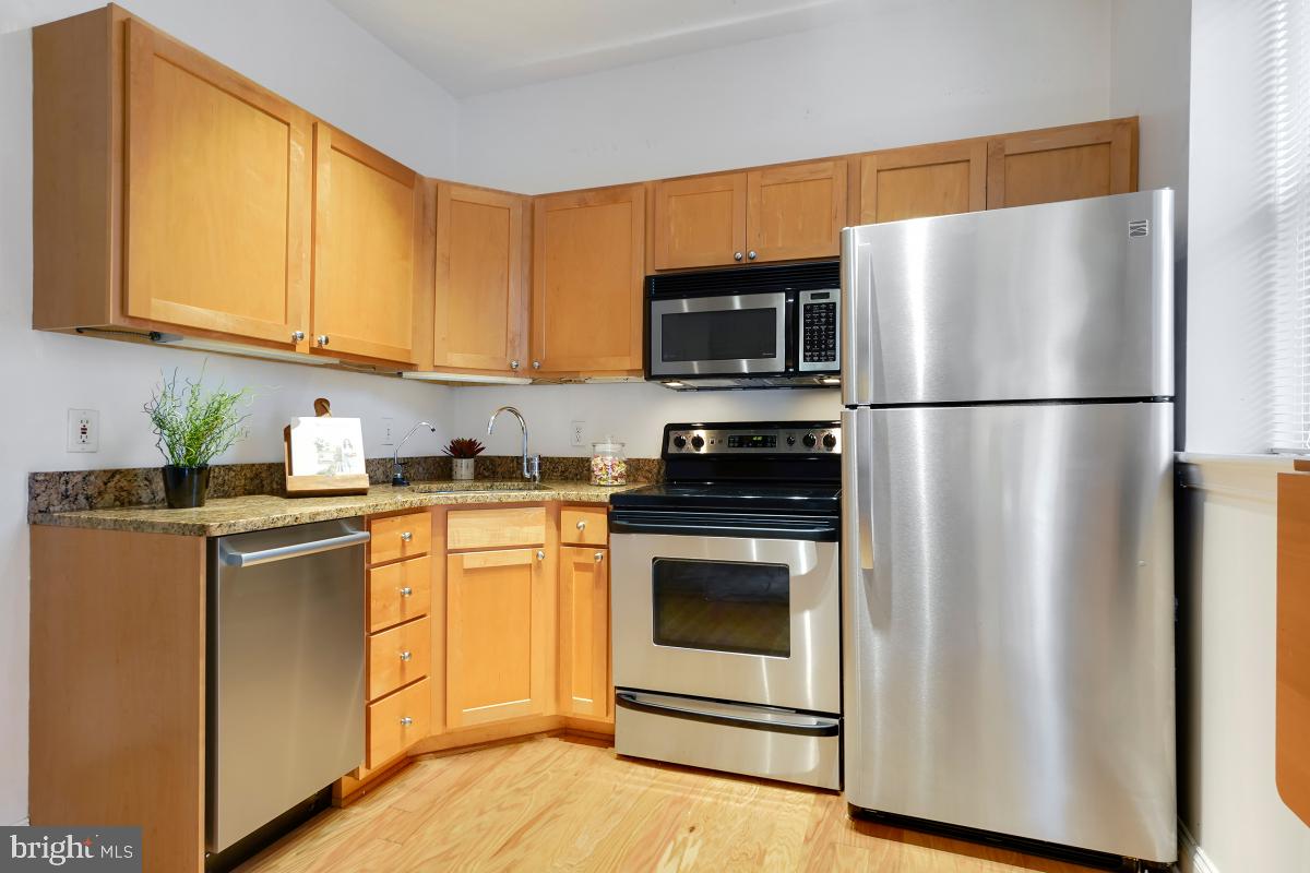 2630 Adams Mill Road Northwest, Unit 304 Washington, DC 20009 - Photo 13 of 24