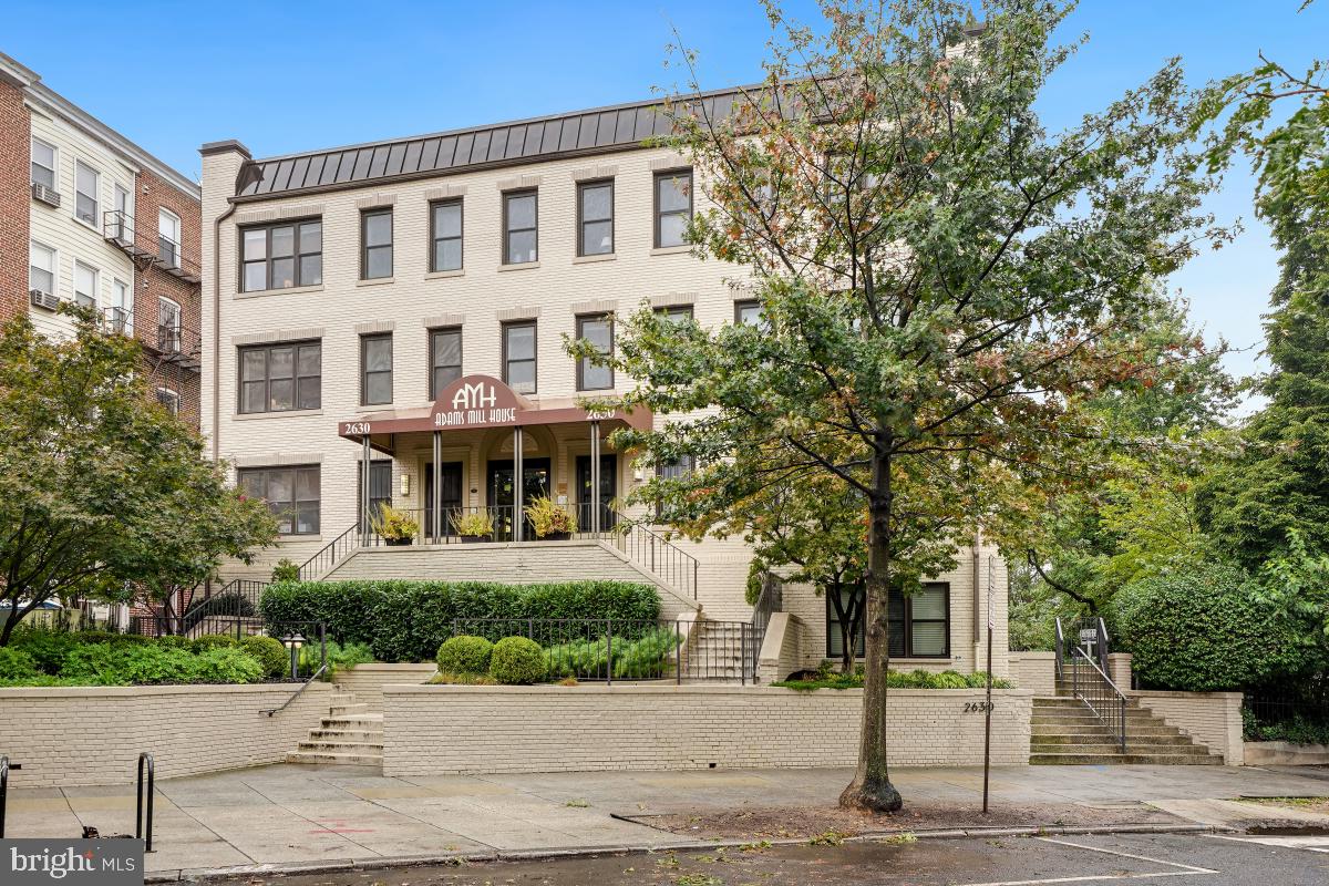 2630 Adams Mill Road Northwest, Unit 304 Washington, DC 20009 - Photo 3 of 24