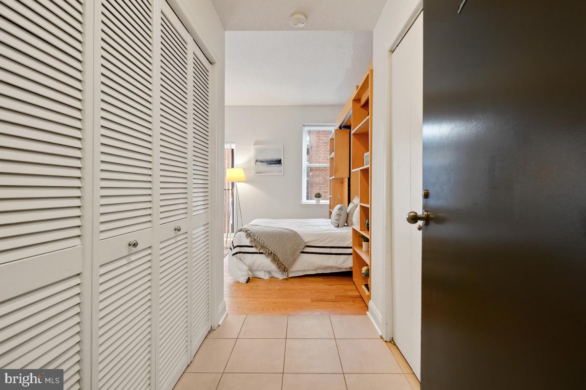 2630 Adams Mill Road Northwest, Unit 304 Washington, DC 20009 - Photo 4 of 24