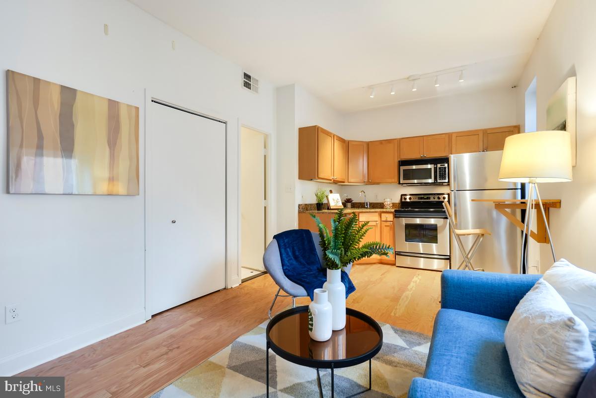 2630 Adams Mill Road Northwest, Unit 304 Washington, DC 20009 - Photo 9 of 24