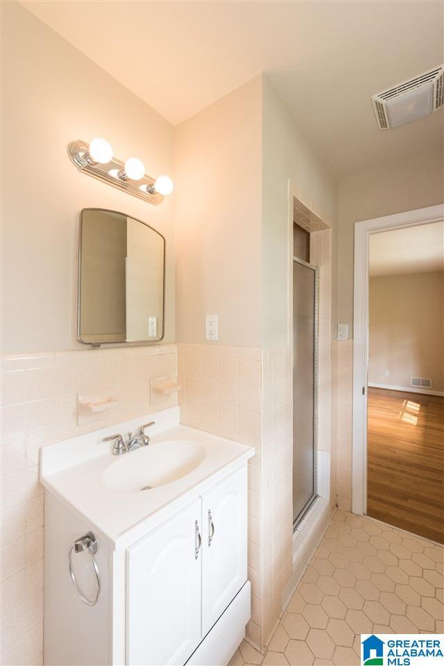 821 Woodvale Road Birmingham, AL 35222 - Photo 27 of 35