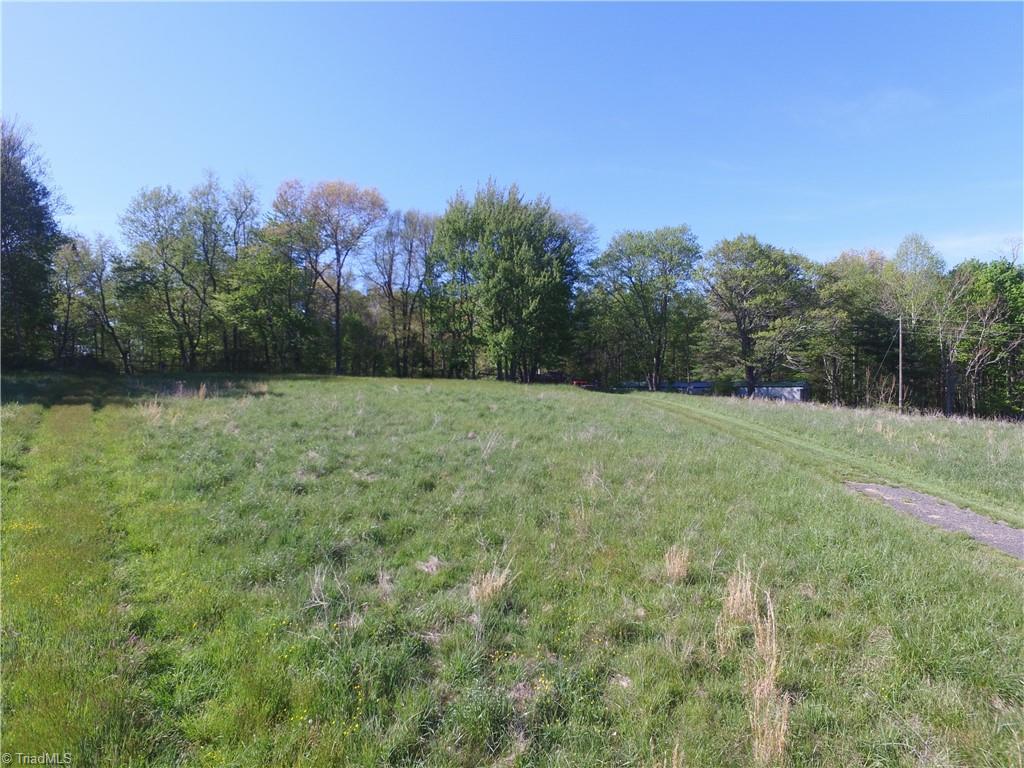 227 Reece Road Southwest Willis, VA 24380 - Photo 11 of 27
