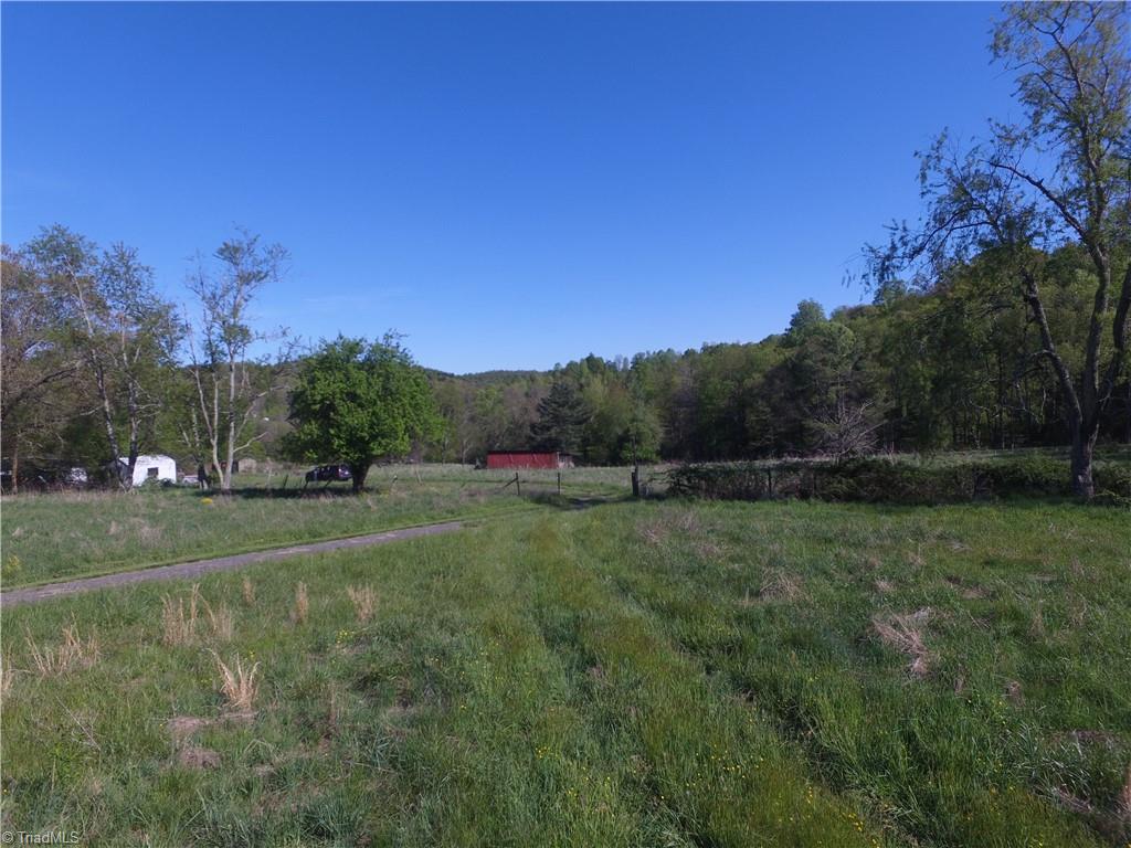 227 Reece Road Southwest Willis, VA 24380 - Photo 13 of 27