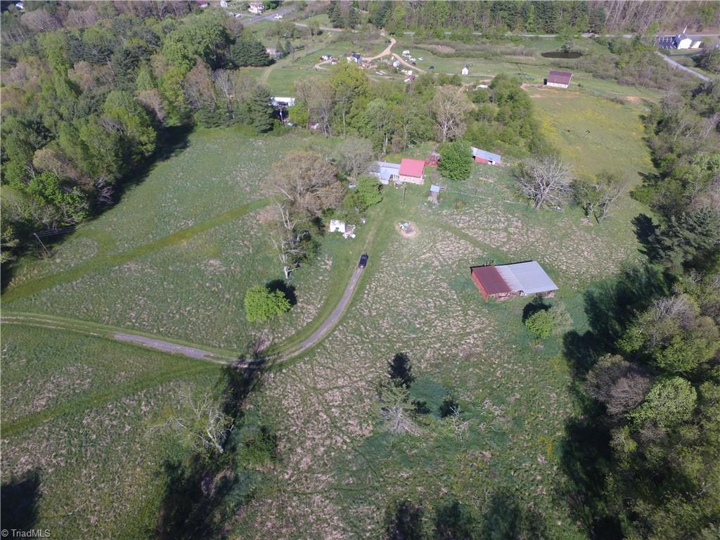 227 Reece Road Southwest Willis, VA 24380 - Photo 20 of 27