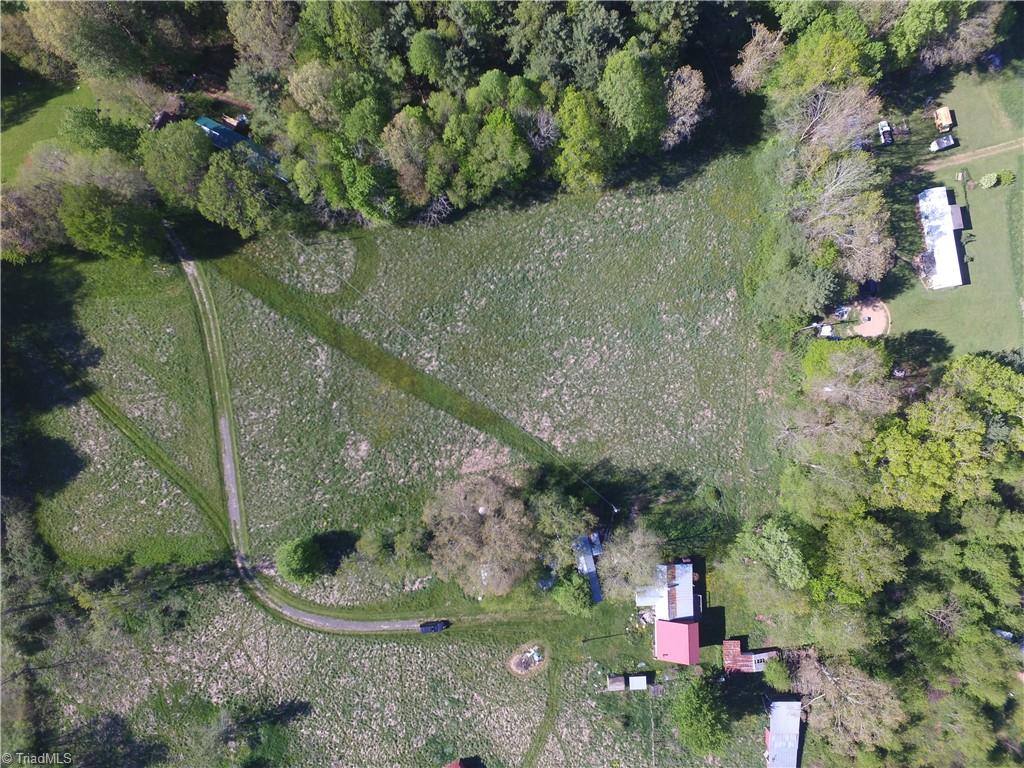 227 Reece Road Southwest Willis, VA 24380 - Photo 21 of 27