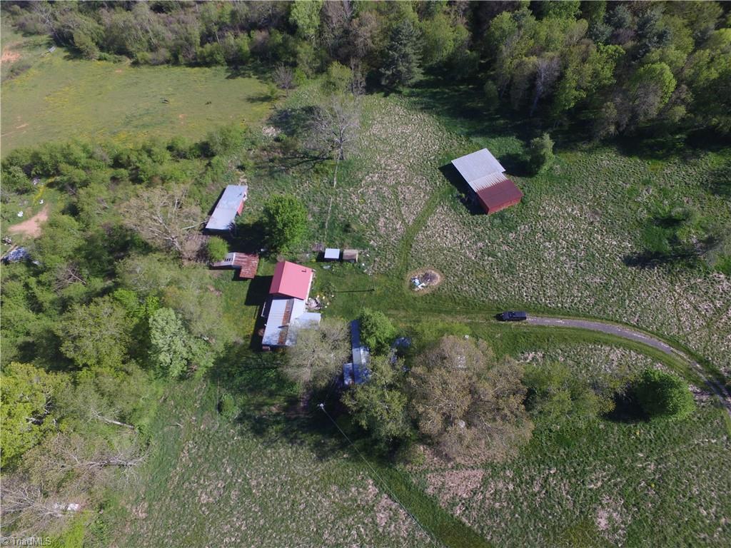 227 Reece Road Southwest Willis, VA 24380 - Photo 22 of 27