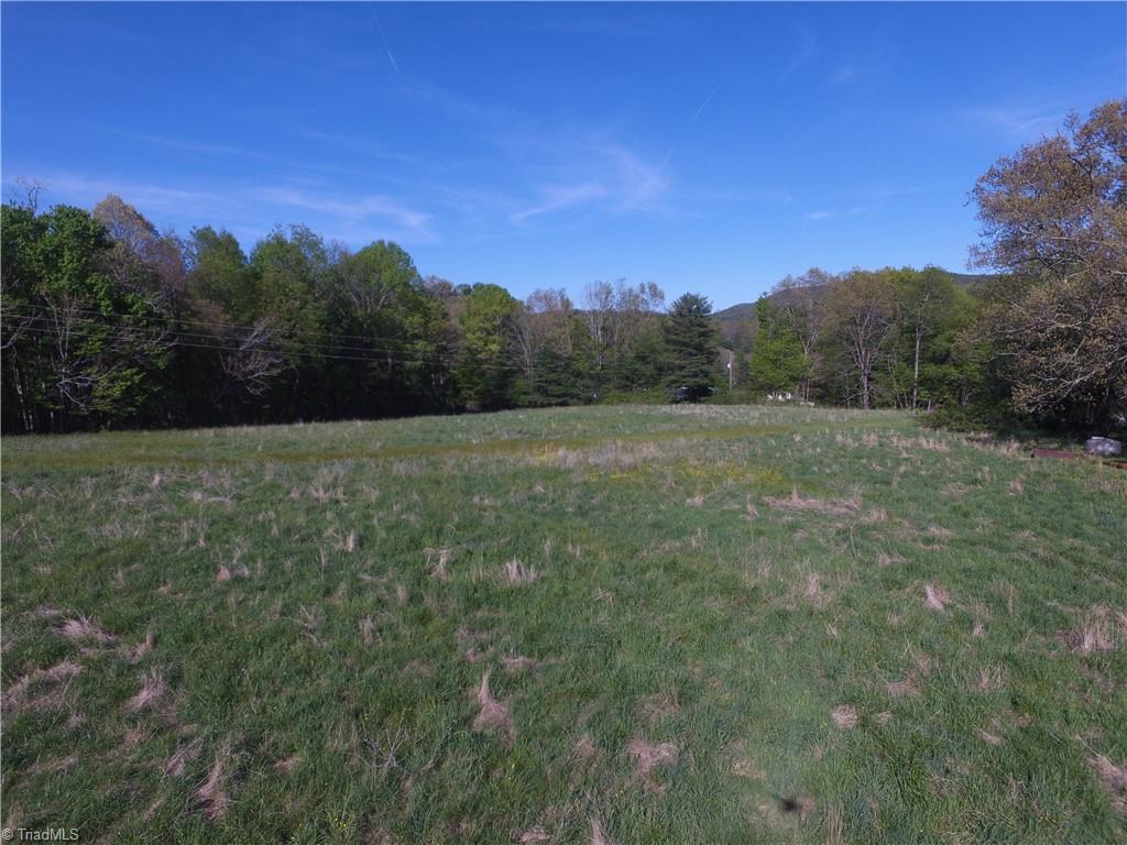 227 Reece Road Southwest Willis, VA 24380 - Photo 9 of 27