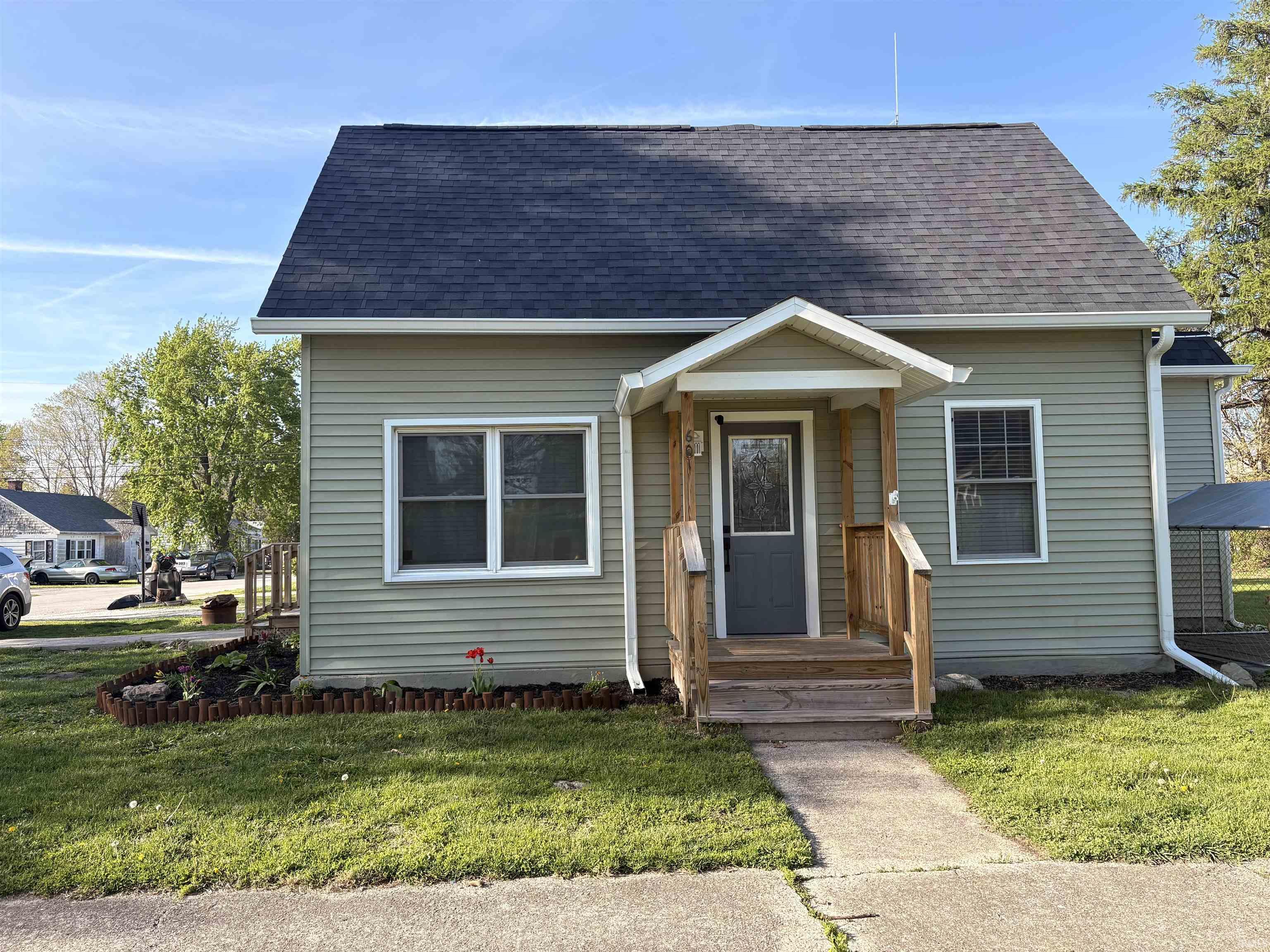 601 East 3rd Street Fowler, IN 47944 - Photo 1 of 21