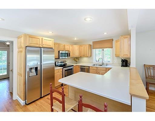 26 Thompson Pond Road Spencer, MA 01562 - Photo 4 of 32 Gallery Image 4