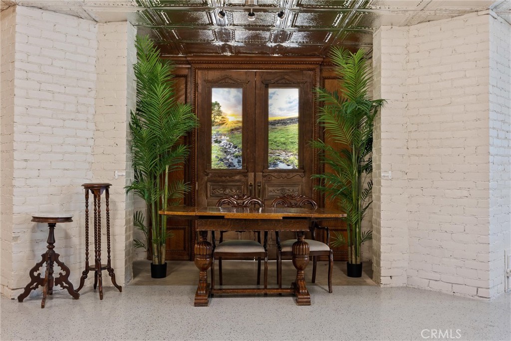 909 Jefferson Street Red Bluff, CA 96080 - Photo 26 of 41 a view of a room with a chairs and table in a room