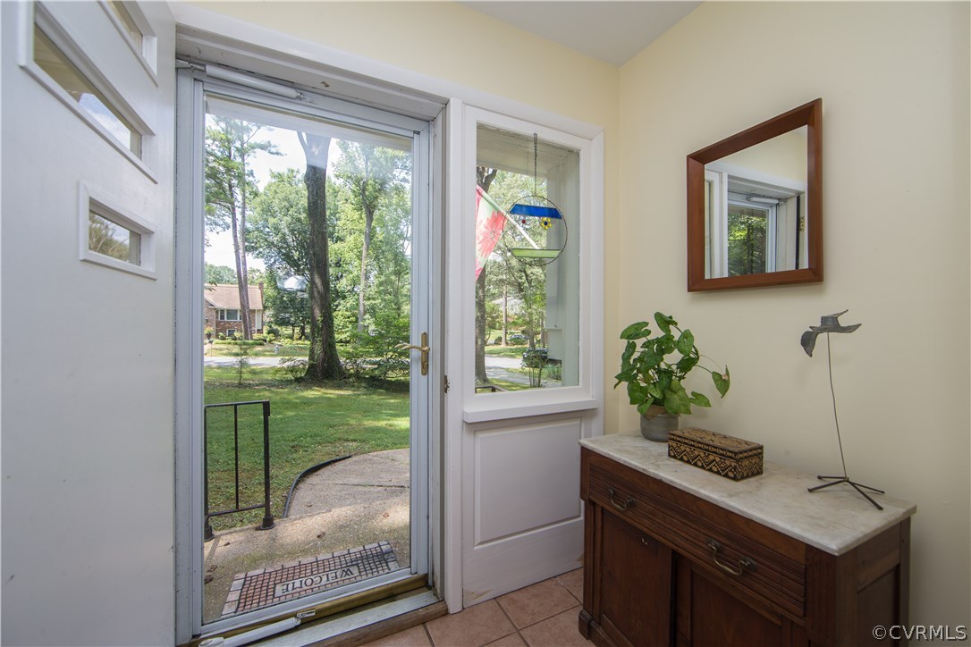 425 Whitaker Road Richmond, VA 23235 - Photo 2 of 37 Gallery Image 2