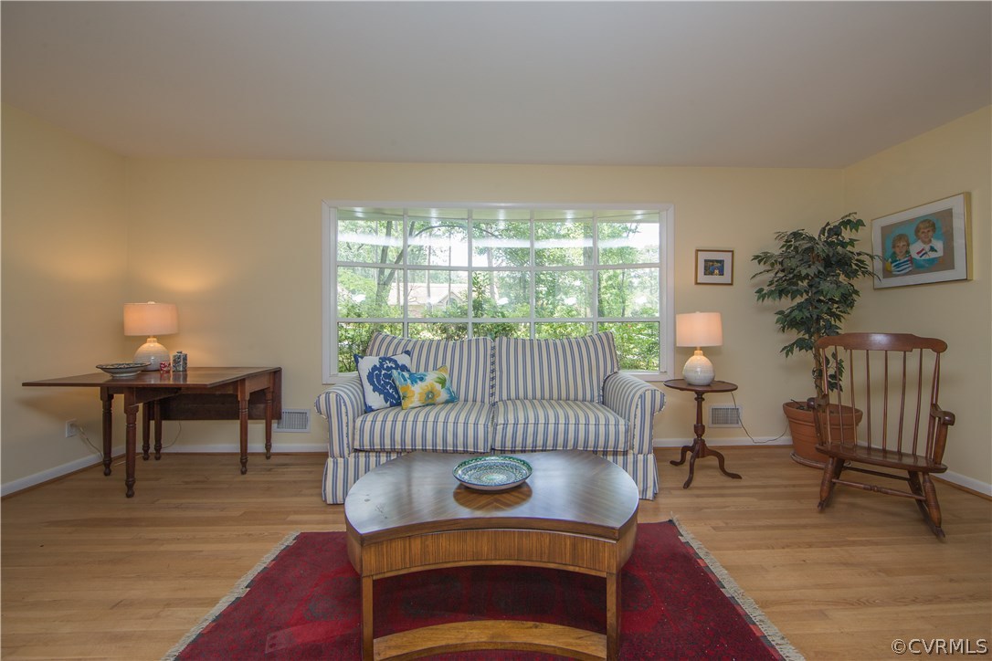425 Whitaker Road Richmond, VA 23235 - Photo 4 of 37 Gallery Image 4