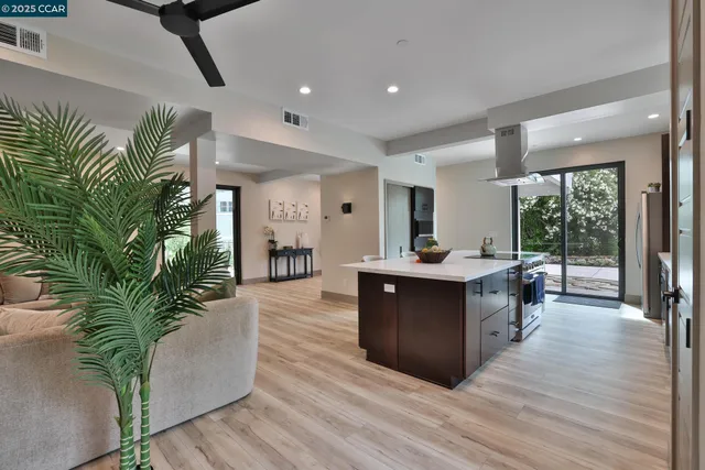 $4,946,000 | 946 Risa Road, Lafayette, CA 94549