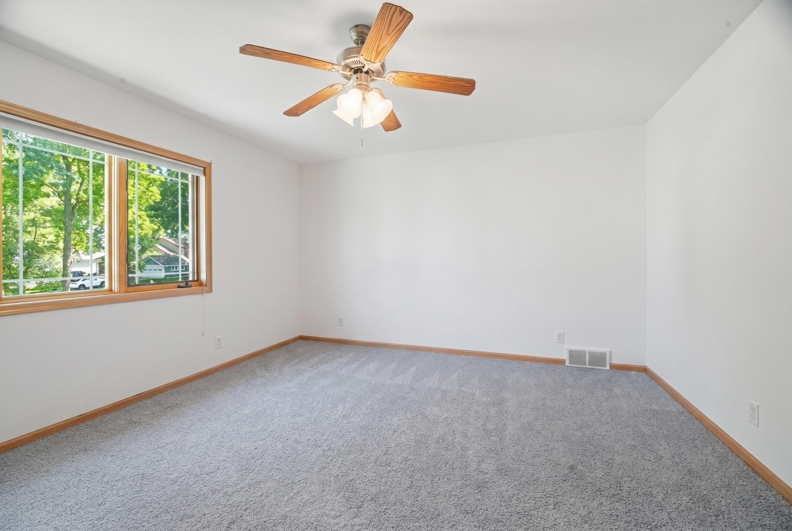 2146 Point Comfort Road Oshkosh, WI 54902 - Photo 41 of 66