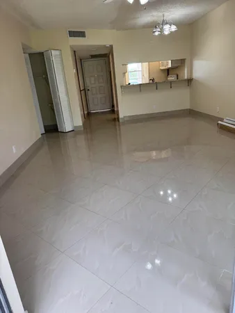 $2,850 | 9921 Three Lakes Circle, Unit 9921, Boca Raton, FL 33428