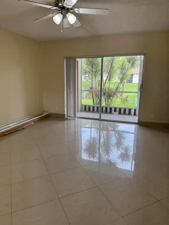 $2,850 | 9921 Three Lakes Circle, Unit 9921, Boca Raton, FL 33428