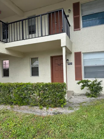 $2,850 | 9921 Three Lakes Circle, Unit 9921, Boca Raton, FL 33428