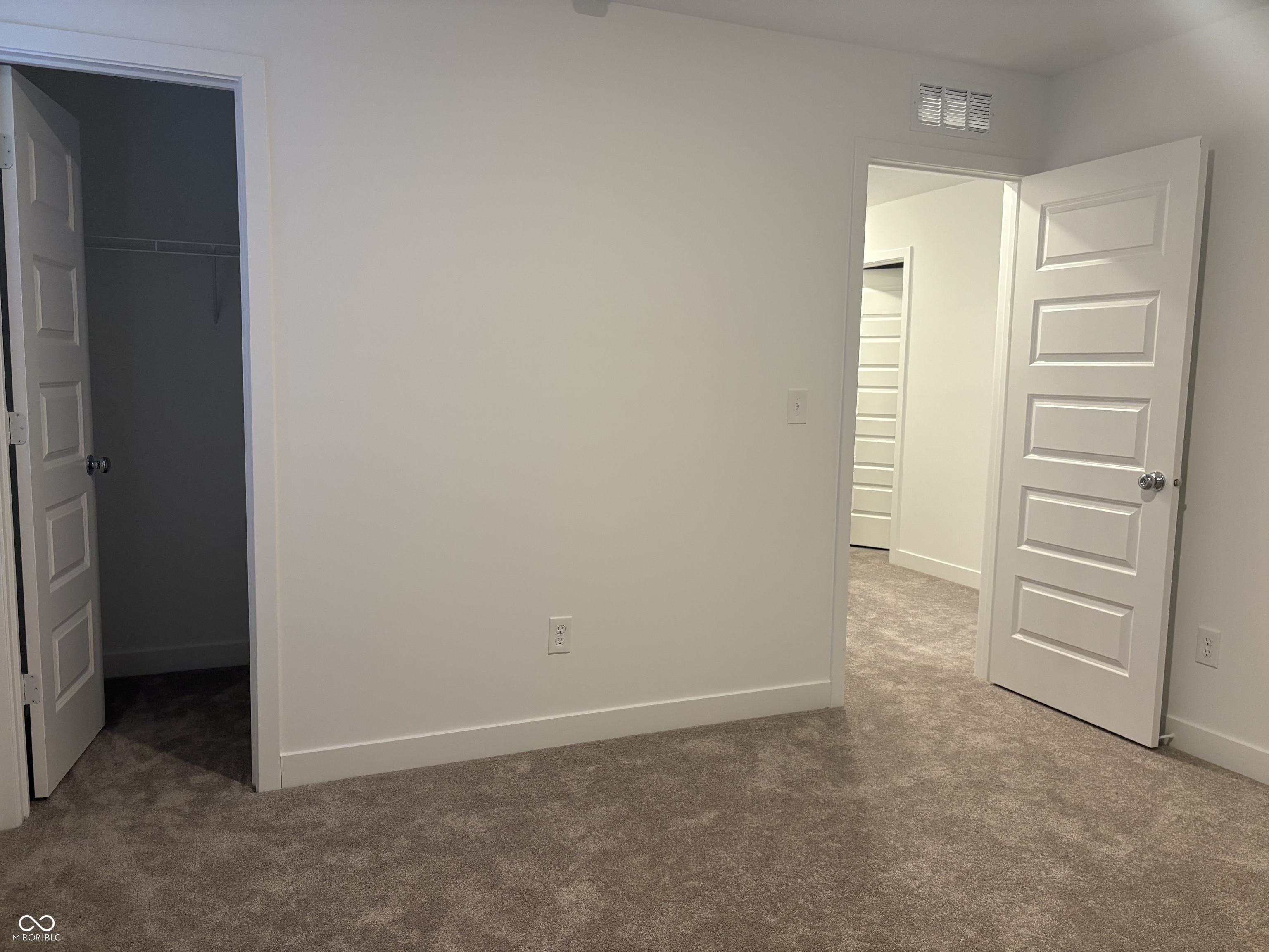 5916 Sunstone Road Indianapolis, IN 46239 - Photo 24 of 40