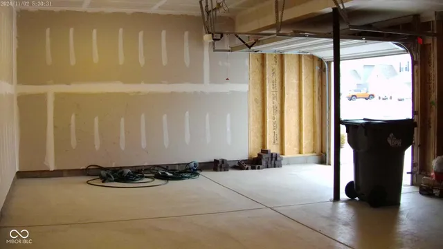 $2,600 | 5916 Sunstone Road, Indianapolis, IN 46239