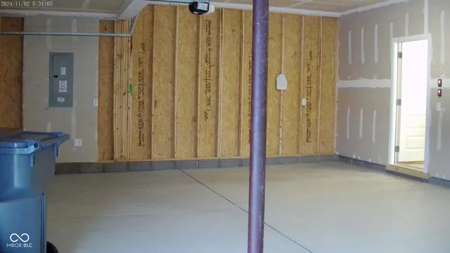 $2,600 | 5916 Sunstone Road, Indianapolis, IN 46239